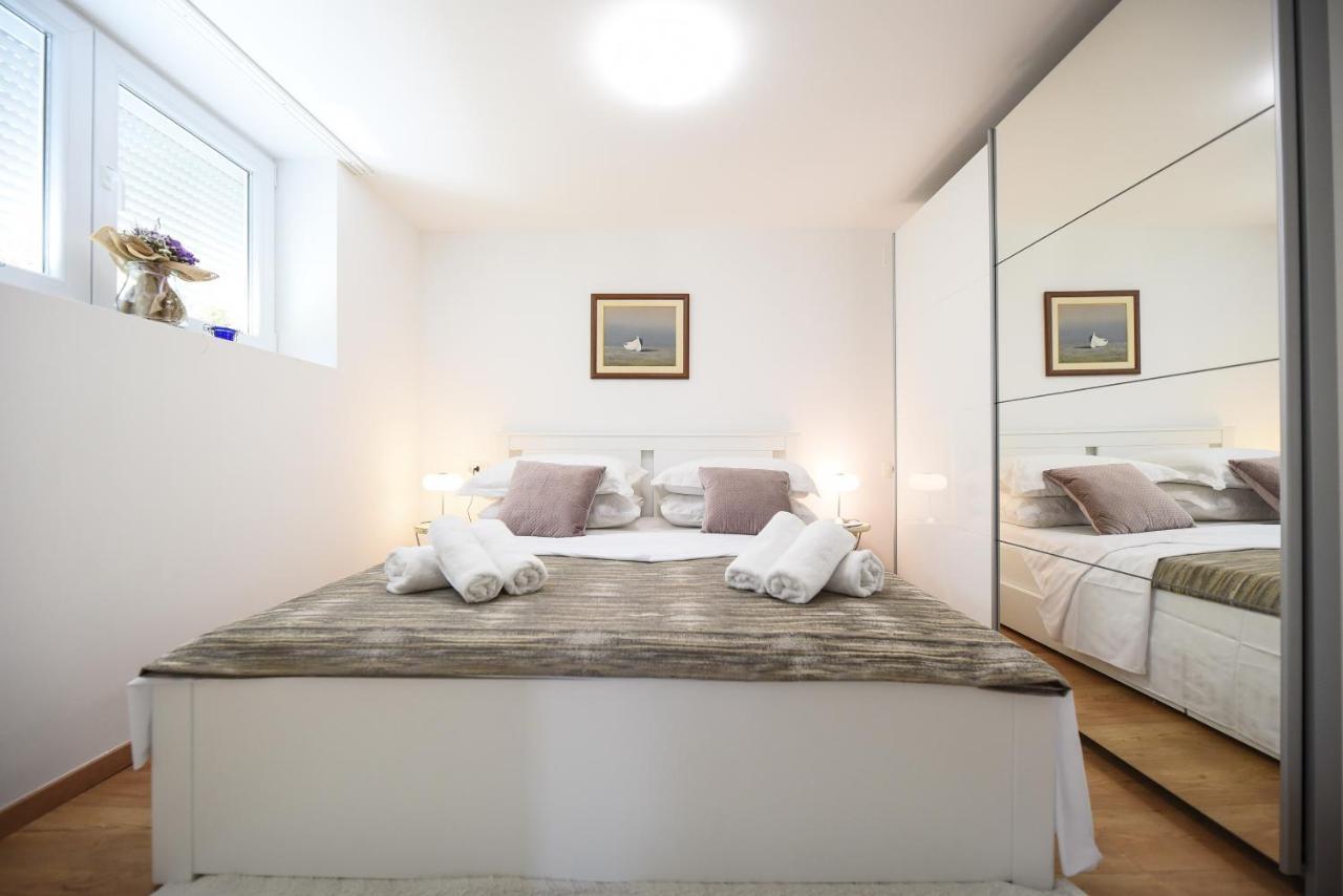 Apartman Maja Apartment Задар Екстериор снимка